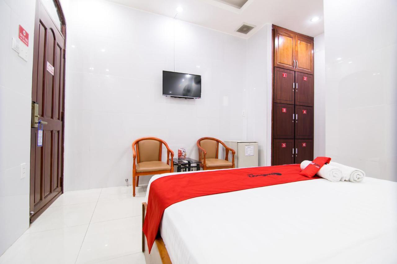 Reddoorz Plus @ Pham Ngu Lao 2 Хошимин Экстерьер фото
