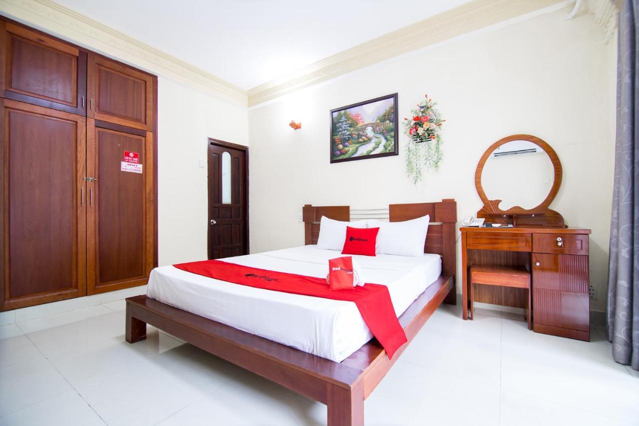 Reddoorz Plus @ Pham Ngu Lao 2 Хошимин Экстерьер фото