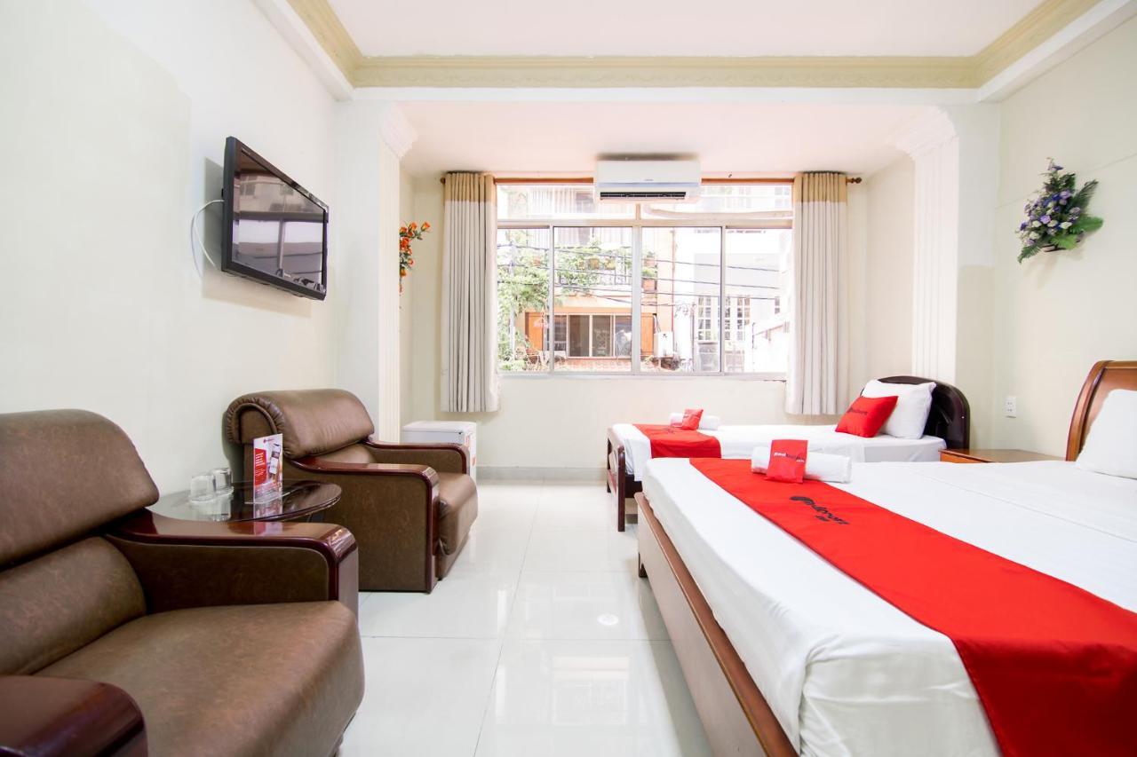 Reddoorz Plus @ Pham Ngu Lao 2 Хошимин Экстерьер фото